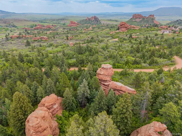 6438 Thunderbird RD, Larkspur, CO 80118