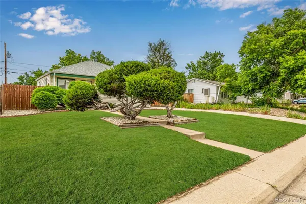 1601 S Yates ST, Denver, CO 80219