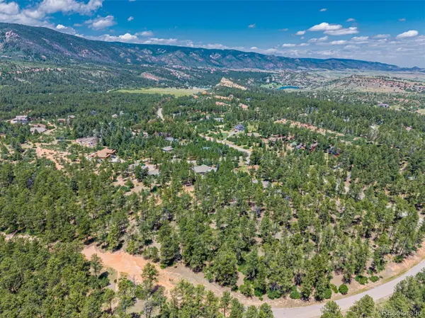 4485 Delaware DR, Larkspur, CO 80118