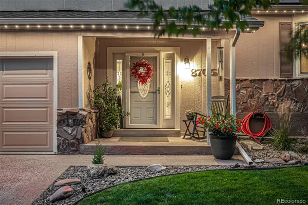 8705 S Yarrow ST, Littleton, CO 80128