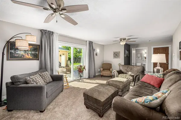 8705 S Yarrow ST, Littleton, CO 80128