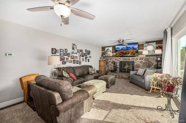 8705 S Yarrow ST, Littleton, CO 80128