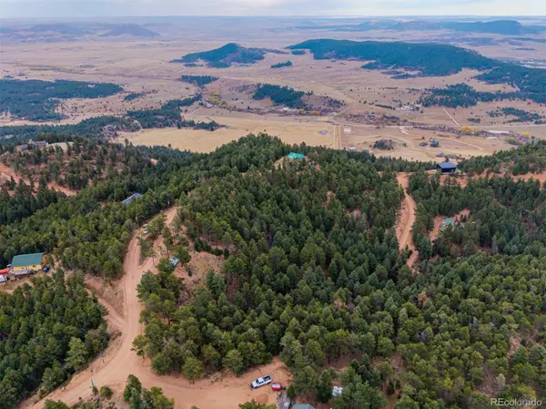 2288 Badger DR, Larkspur, CO 80118