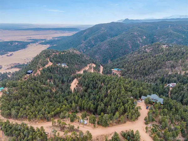 2288 Badger DR, Larkspur, CO 80118