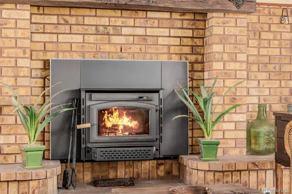 834 Green Mountain DR, Loveland, CO 80537