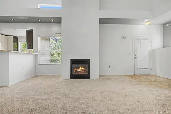 18284 E Floyd AVE #J, Aurora, CO 80013