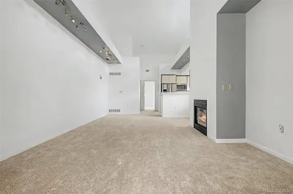 18284 E Floyd AVE #J, Aurora, CO 80013