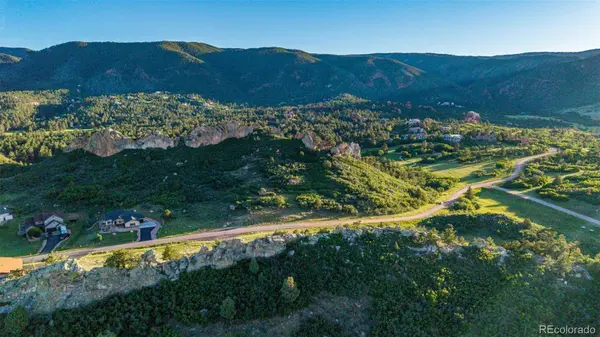 5814 Country Club DR, Larkspur, CO 80118