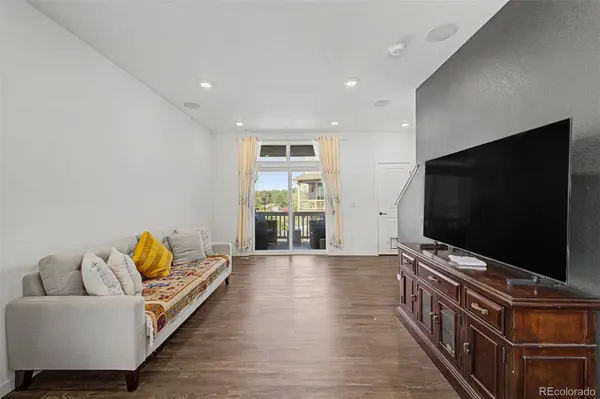 566 W Amherst AVE, Englewood, CO 80110