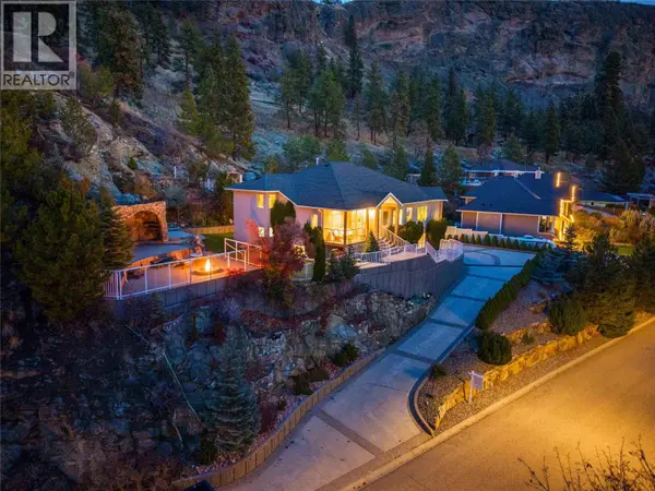 705 Royal Pine Drive, Kelowna, BC V1Y9G2