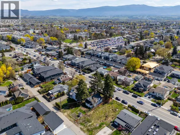 790 Cadder Avenue, Kelowna, BC V1Y5N6