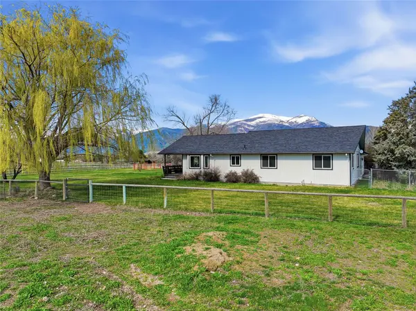 3554 Holly LN, Stevensville, MT 59870