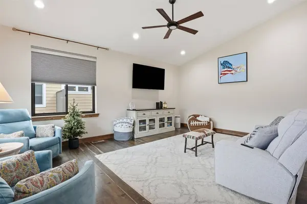 308 N 8th ST, Hamilton, MT 59840