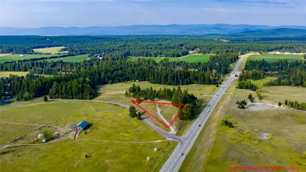 400 Sandy Hill LN, Columbia Falls, MT 59912