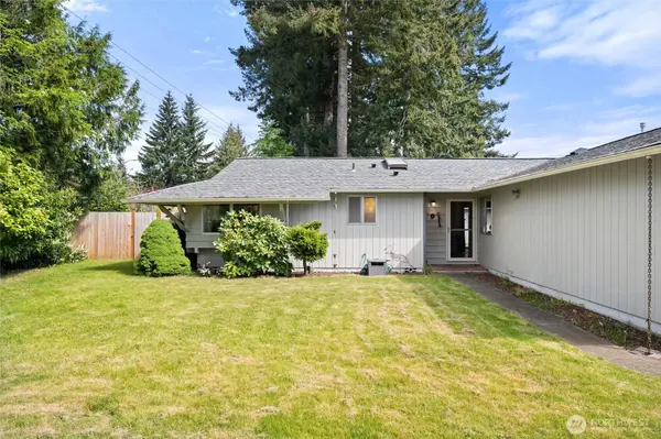 3602 Surrey DR NE, Olympia, WA 98506