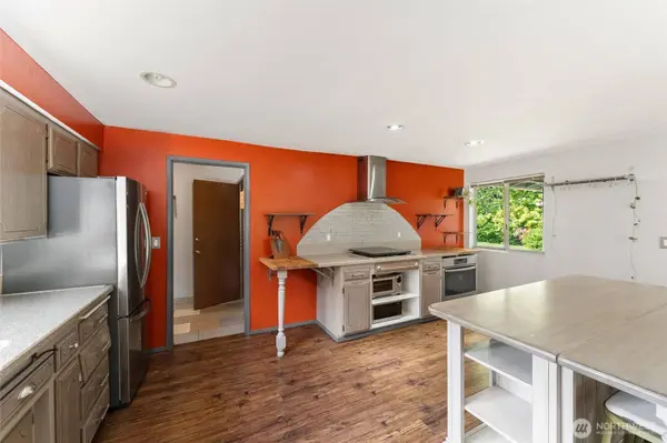 3602 Surrey DR NE, Olympia, WA 98506