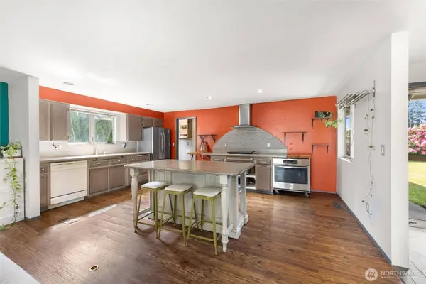 3602 Surrey DR NE, Olympia, WA 98506