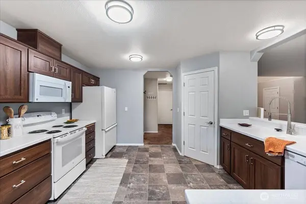 19304 12th Avenue Ct E, Spanaway, WA 98387
