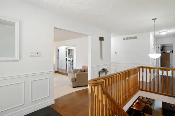 128 Carson Drive, Kitchener, ON N2B 2Z2