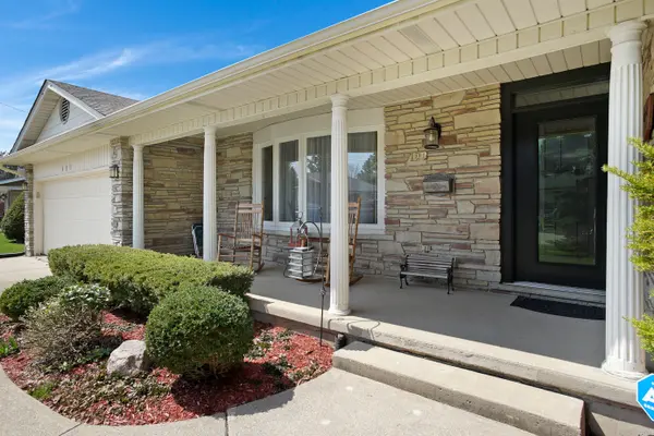 128 Carson Drive, Kitchener, ON N2B 2Z2