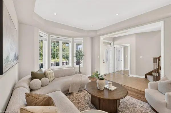 94 Baldwin Drive, Cambridge, ON N3C 0B4