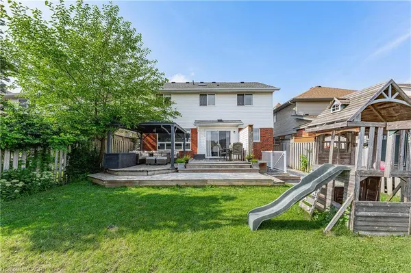 43 Green Vista Drive, Cambridge, ON N1T 1X7