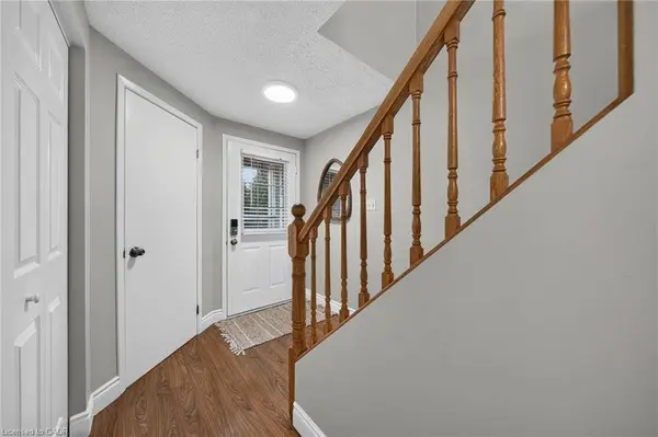 601 Pinerow Crescent #A, Waterloo, ON N2T 2K6