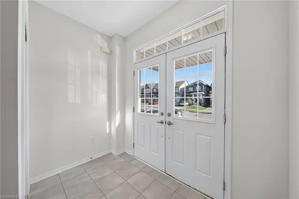 76 Stamford Street, Breslau, ON N0B 1M0