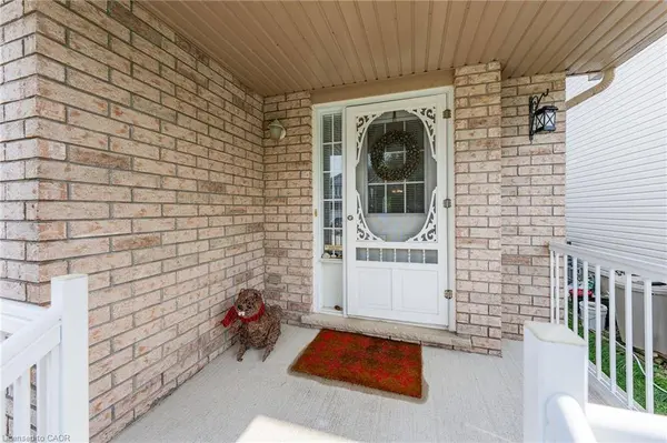 632 Violet Street, Waterloo, ON N2V 2V9