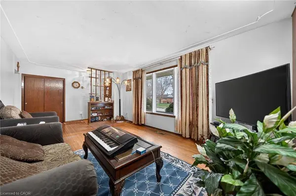 113 Plymouth Road, Kitchener, ON N2G 3G7