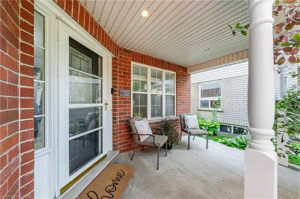 43 Green Vista Drive, Cambridge, ON N1T 1X7