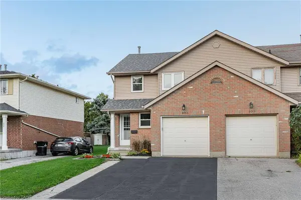 601 Pinerow Crescent #A