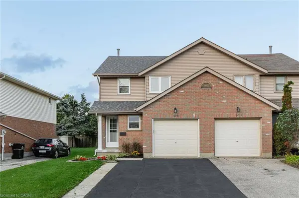 601 Pinerow Crescent #A, Waterloo, ON N2T 2K6