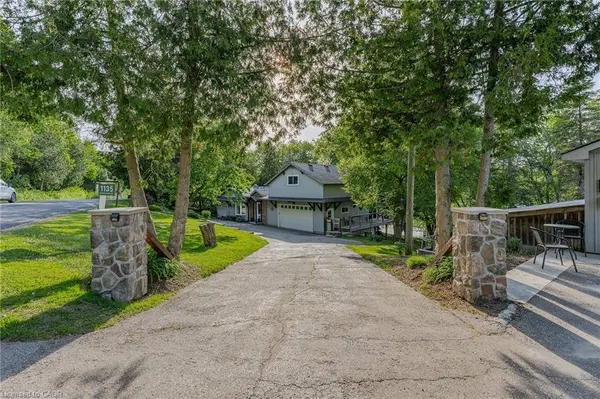 1135 Rivers Edge Drive, West Montrose, ON N0B 2V0