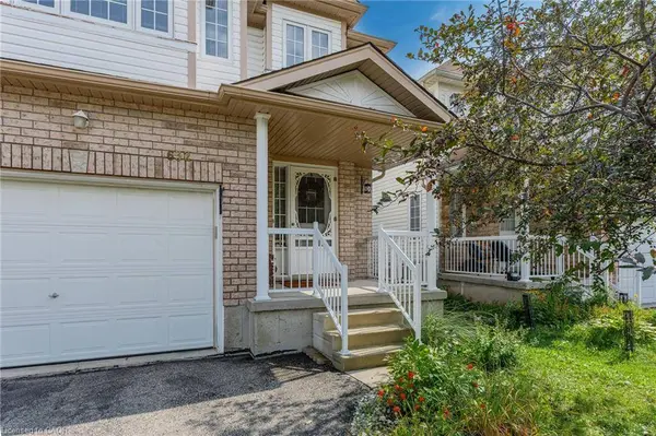 632 Violet Street, Waterloo, ON N2V 2V9