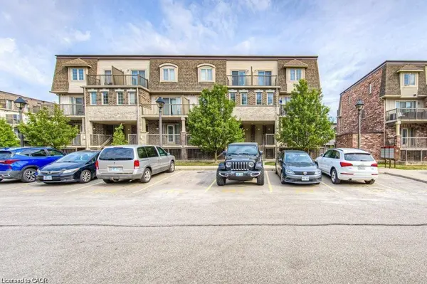 240 Rachel Crescent #F, Kitchener, ON N2R 0E1