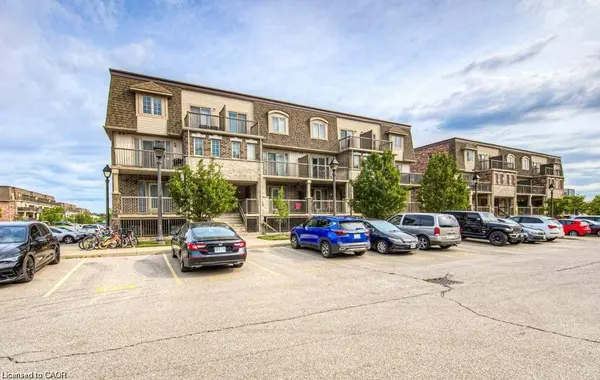 240 Rachel Crescent #F, Kitchener, ON N2R 0E1
