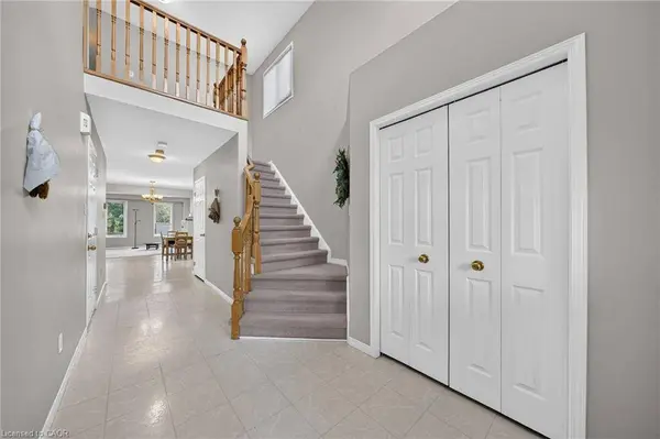 632 Violet Street, Waterloo, ON N2V 2V9