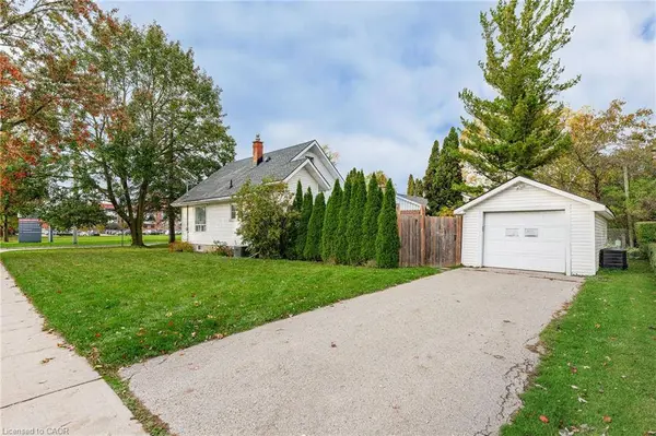 205 St. Vincent Street, Stratford, ON N5A 2X2