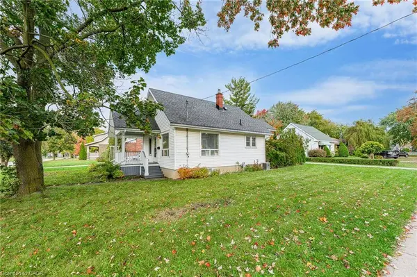 205 St. Vincent Street, Stratford, ON N5A 2X2