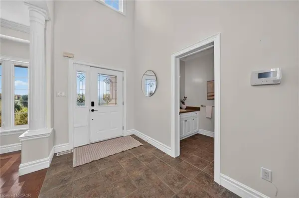 413 Falconridge Drive, Kitchener, ON N2K 4H9