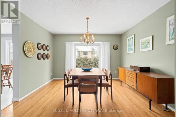 3 BALDING CRESCENT, Ottawa, ON K2K2L4