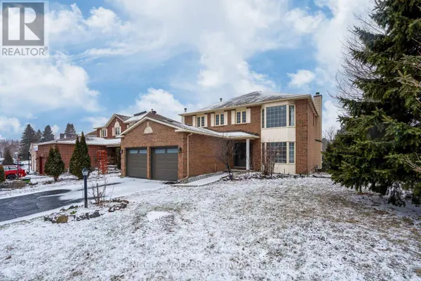 3 BALDING CRESCENT, Ottawa, ON K2K2L4