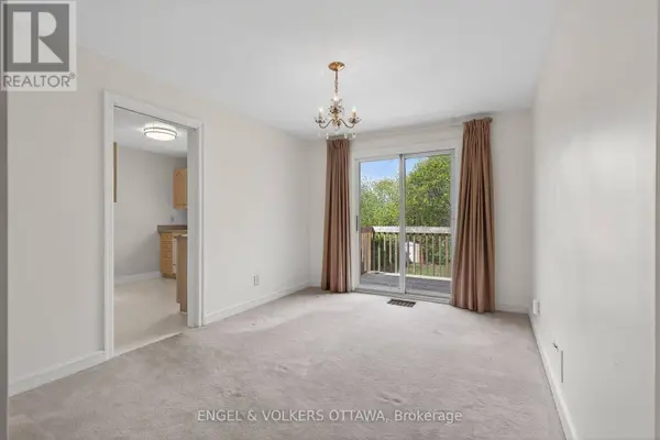 1442 CAVENDISH ROAD, Ottawa, ON K1H6C3