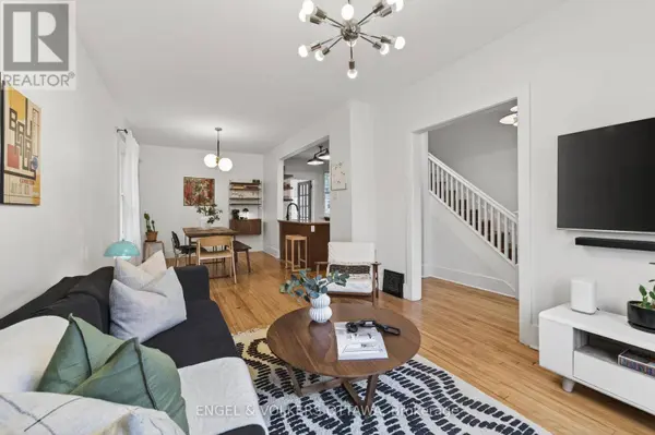 30 ROSLYN AVENUE, Ottawa, ON K1S4W3