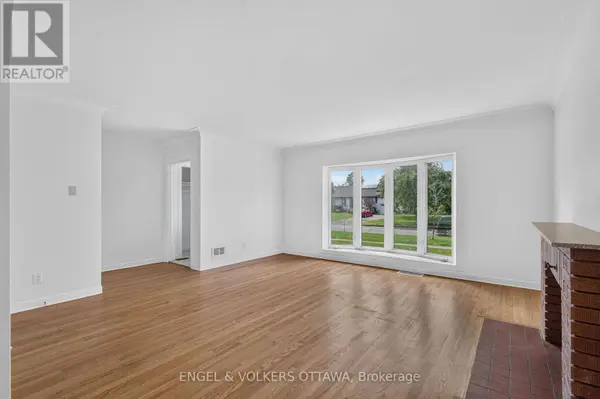 2439 ALTA VISTA DRIVE, Ottawa, ON K1H7M9