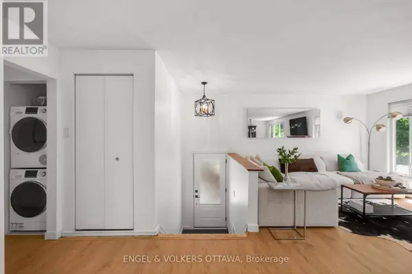 2265 SAMUEL DRIVE, Ottawa, ON K1G3C3
