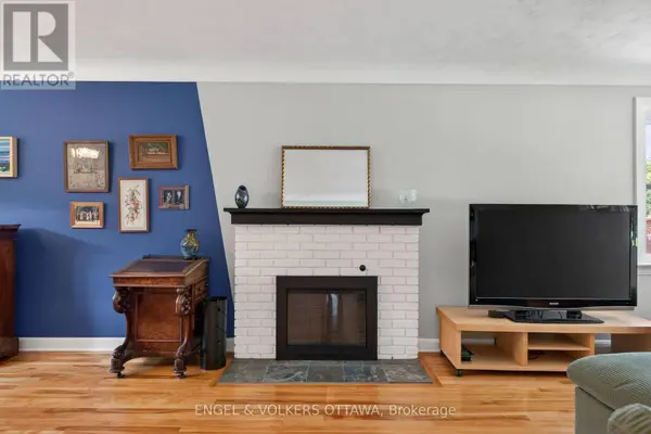 134 RACHAEL AVENUE, Ottawa, ON K1H6C6
