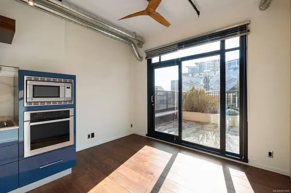 1029 View St #302, Victoria, BC V8V 0C9