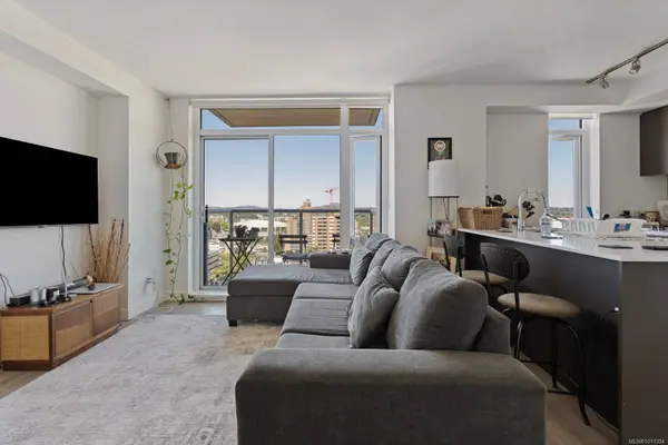 845 Johnson St #1801, Victoria, BC V8W 0G3